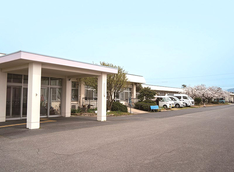 〒683-0801 鳥取県米子市新開1-5-15